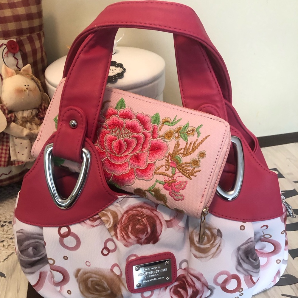 🥳 CHIC FLORAL PRINT TOTE BAG W/WALLET